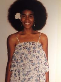 Lady with Afro hairstyle image
