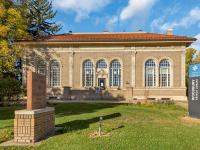 الجزء الخارجي لمكتبة فرع وودبري